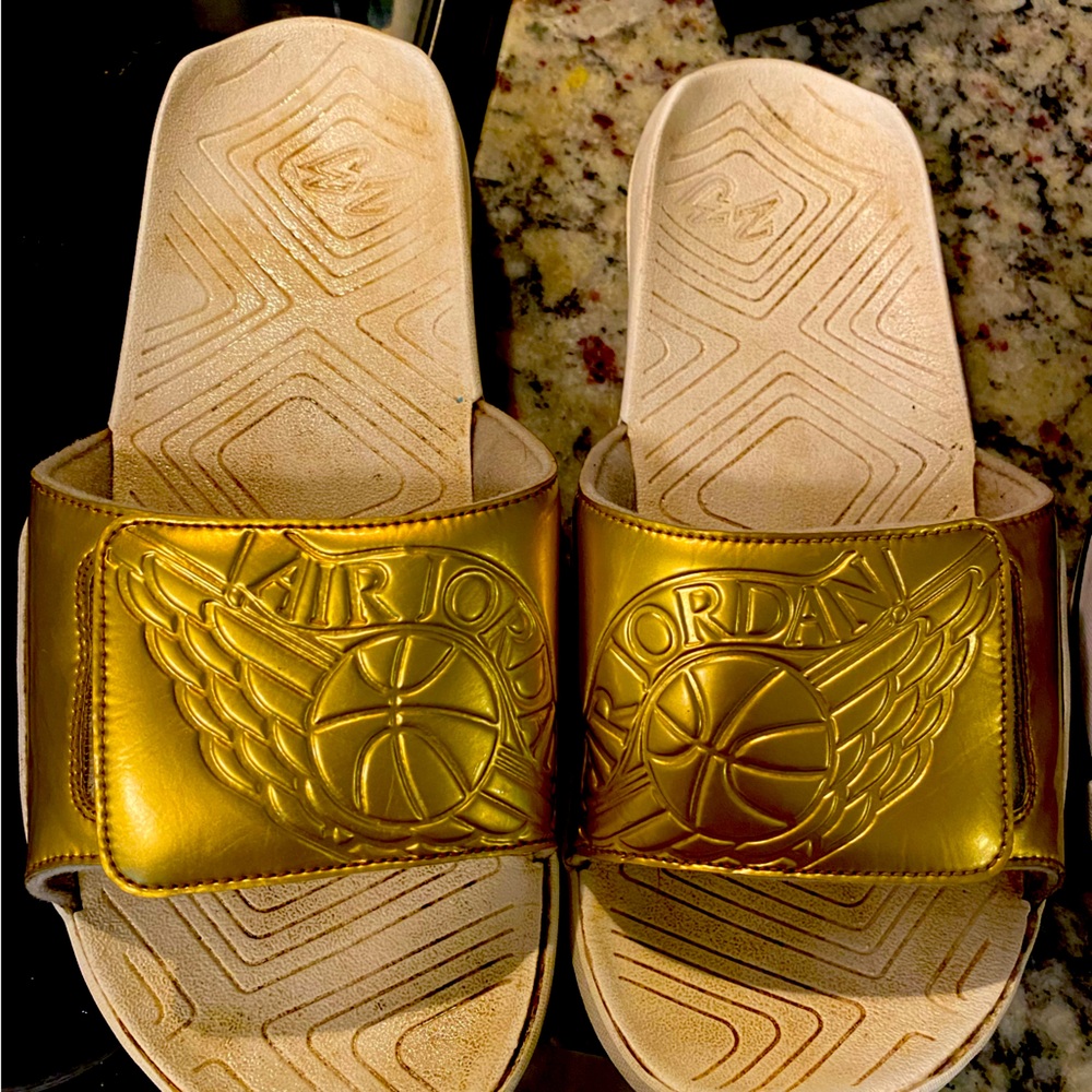 Air Jordan 8 Retro Slides